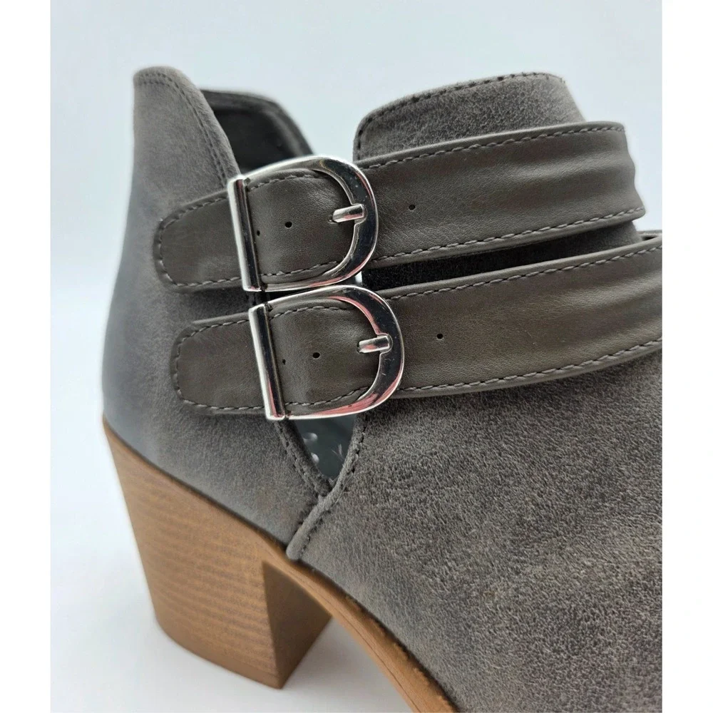 Womens Qupid Booties Size 8.5 Gray New Super Cute